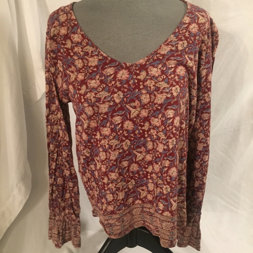 lucky Brand,Super cute,long sleeve bell sleeves size medium